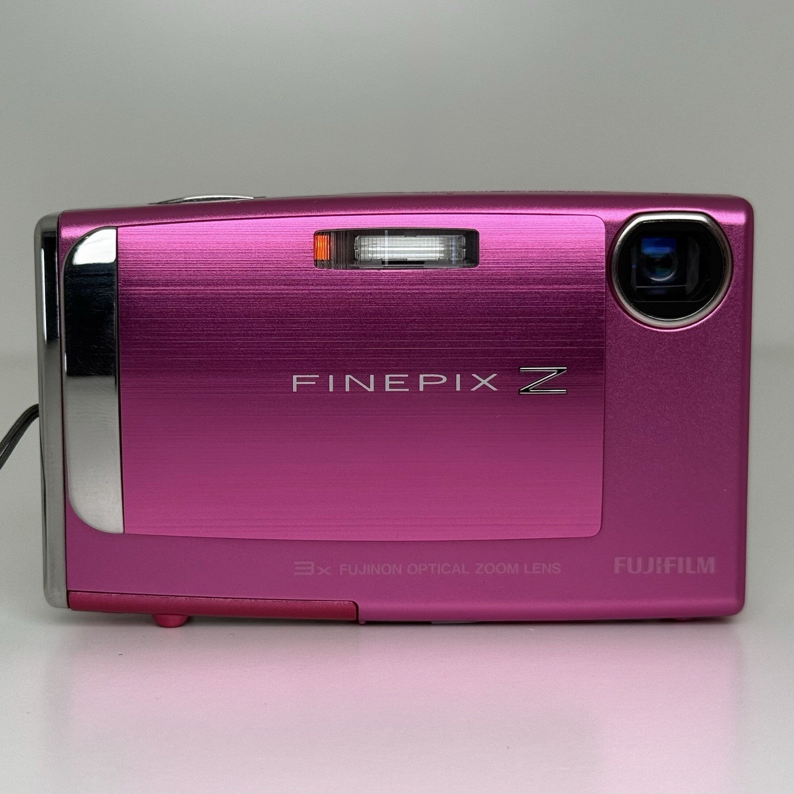 【完動品】FUJIFILM FinePix Z10FD pink デジタルカメラ Fujifilm Finepix Z10Fd 7.2MP Pink Digital Camera English
