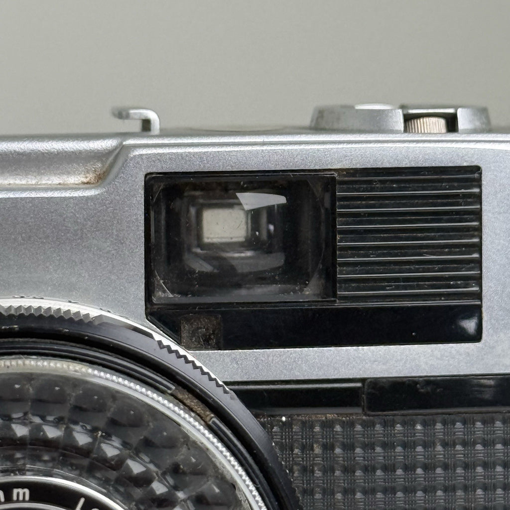 Olympus Trip 35 Point & Shoot Compact 35mm Film Camera