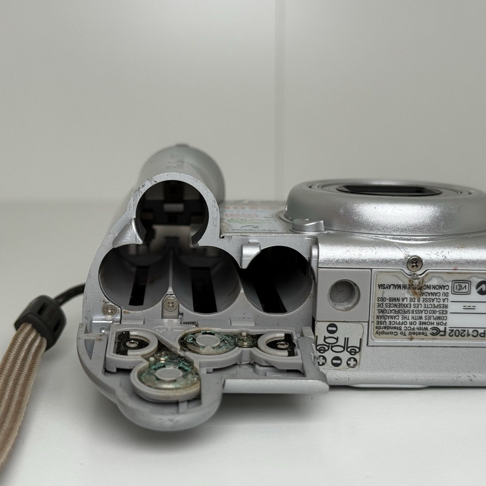 Canon PowerShot A75 Silver Compact Digital Camera PARTS!