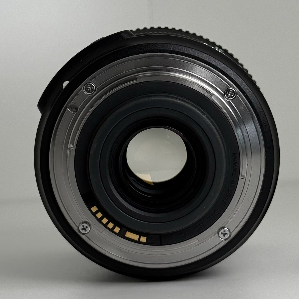 Canon Zoom Lens EF-S 15-85mm F/3.5-5.6 IS USM