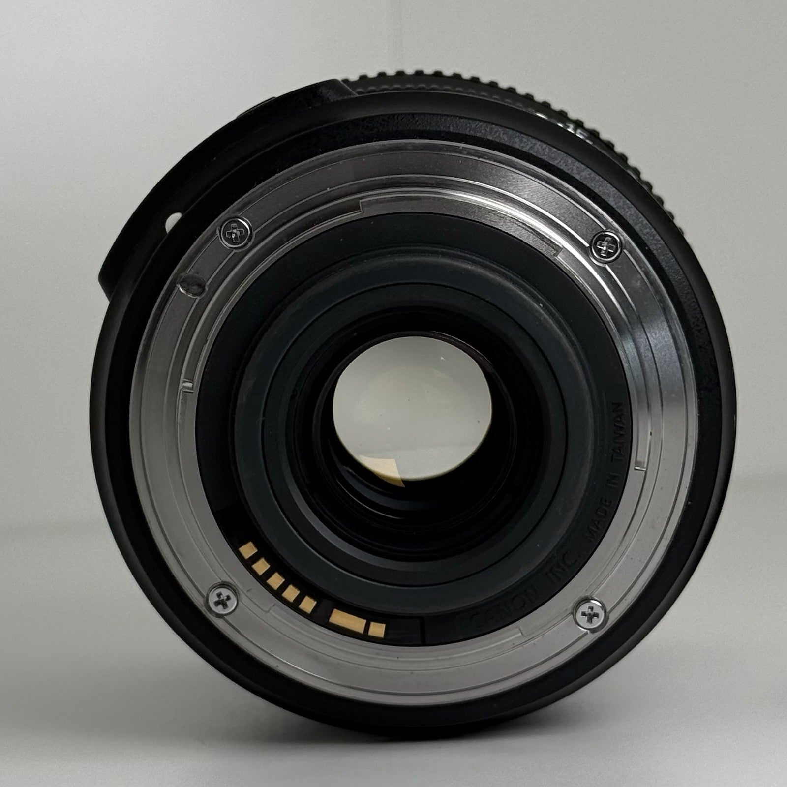 Canon Zoom Lens EF-S 15-85mm F/3.5-5.6 IS USM