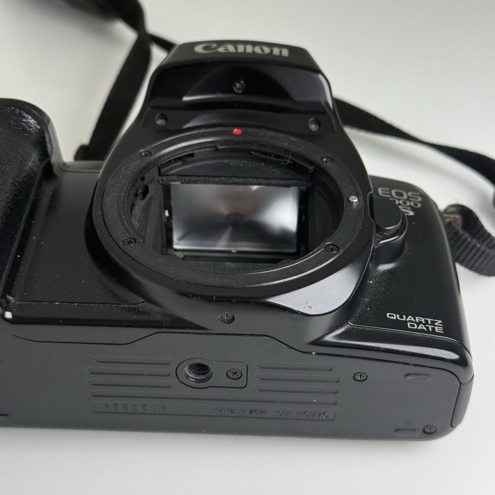 Canon EOS 1000 S 35mm SLR Film Camera & Canon 35-80mm Lens UNTESTED