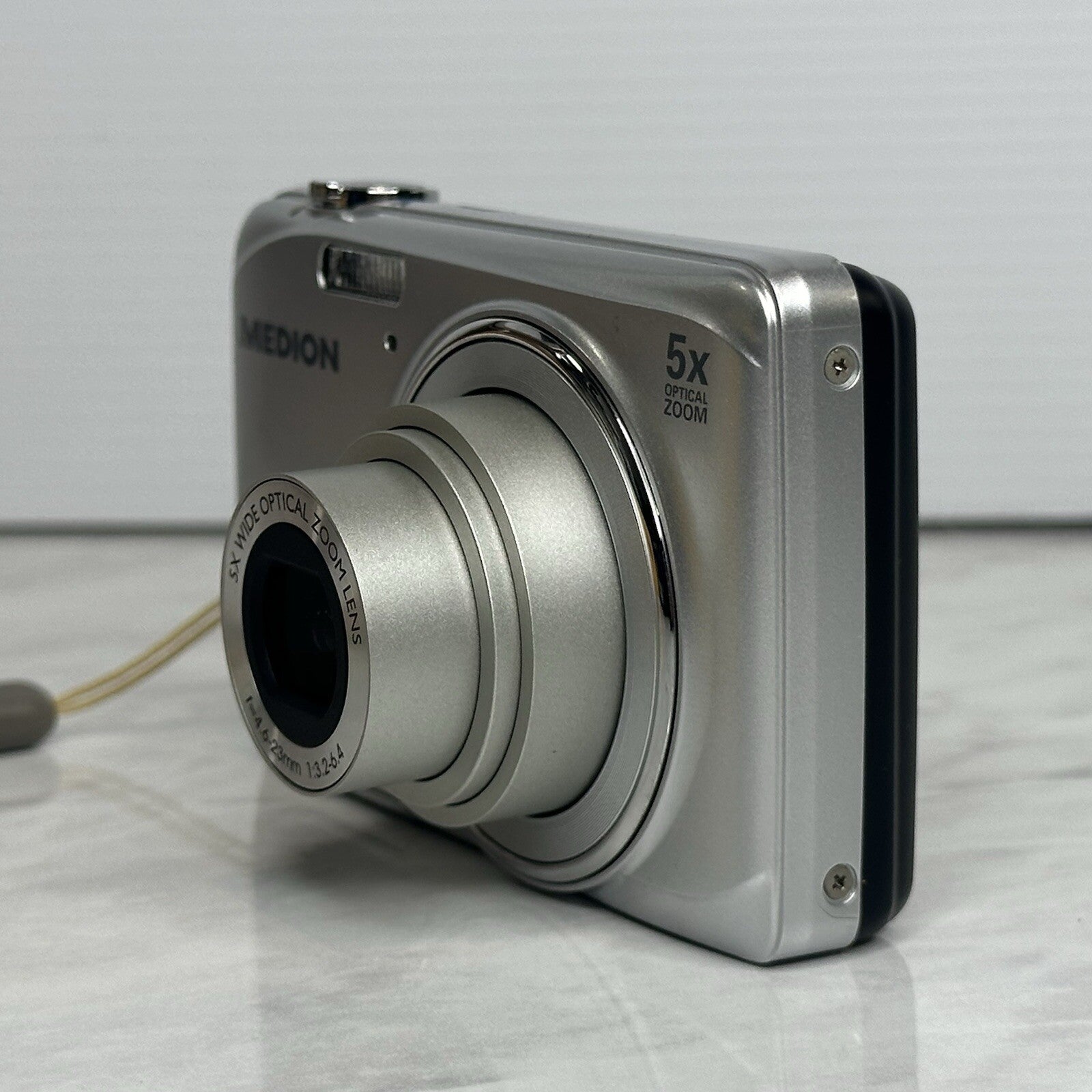 Medion MD 86361 Silver Digital Camera