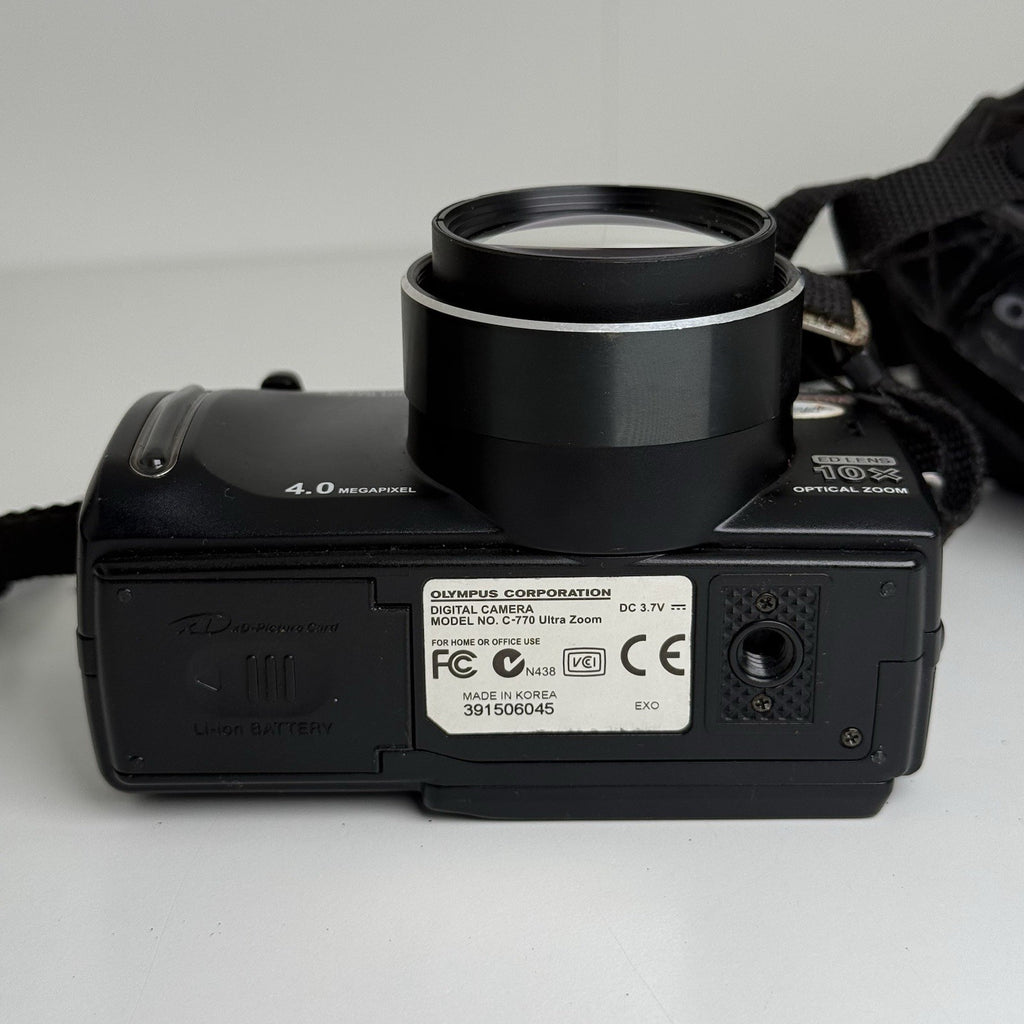 Olympus Camedia C-770 Ultra Zoom Black Compact Digital Camera