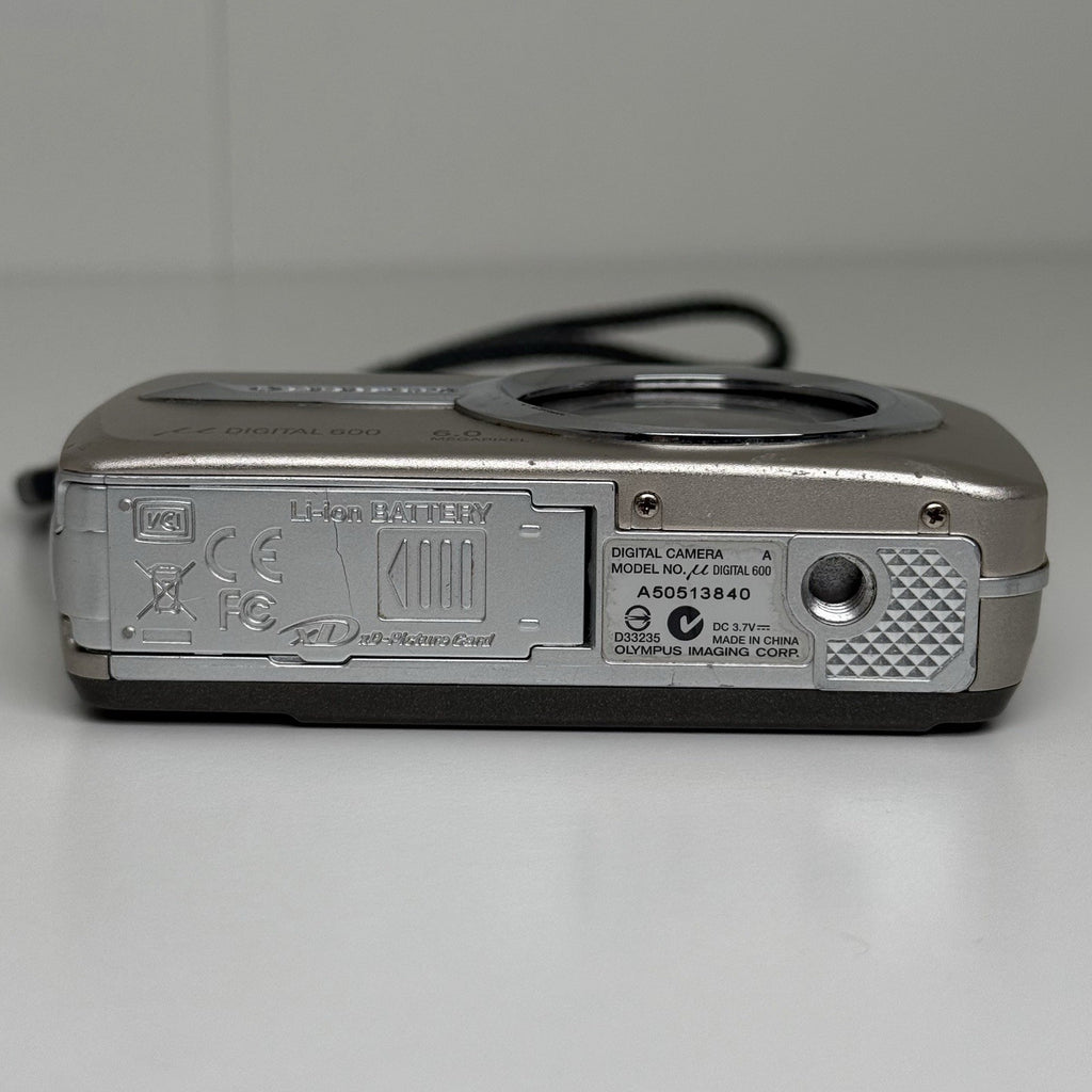 Olympus Stylus 600 Bronze Compact Digital Camera