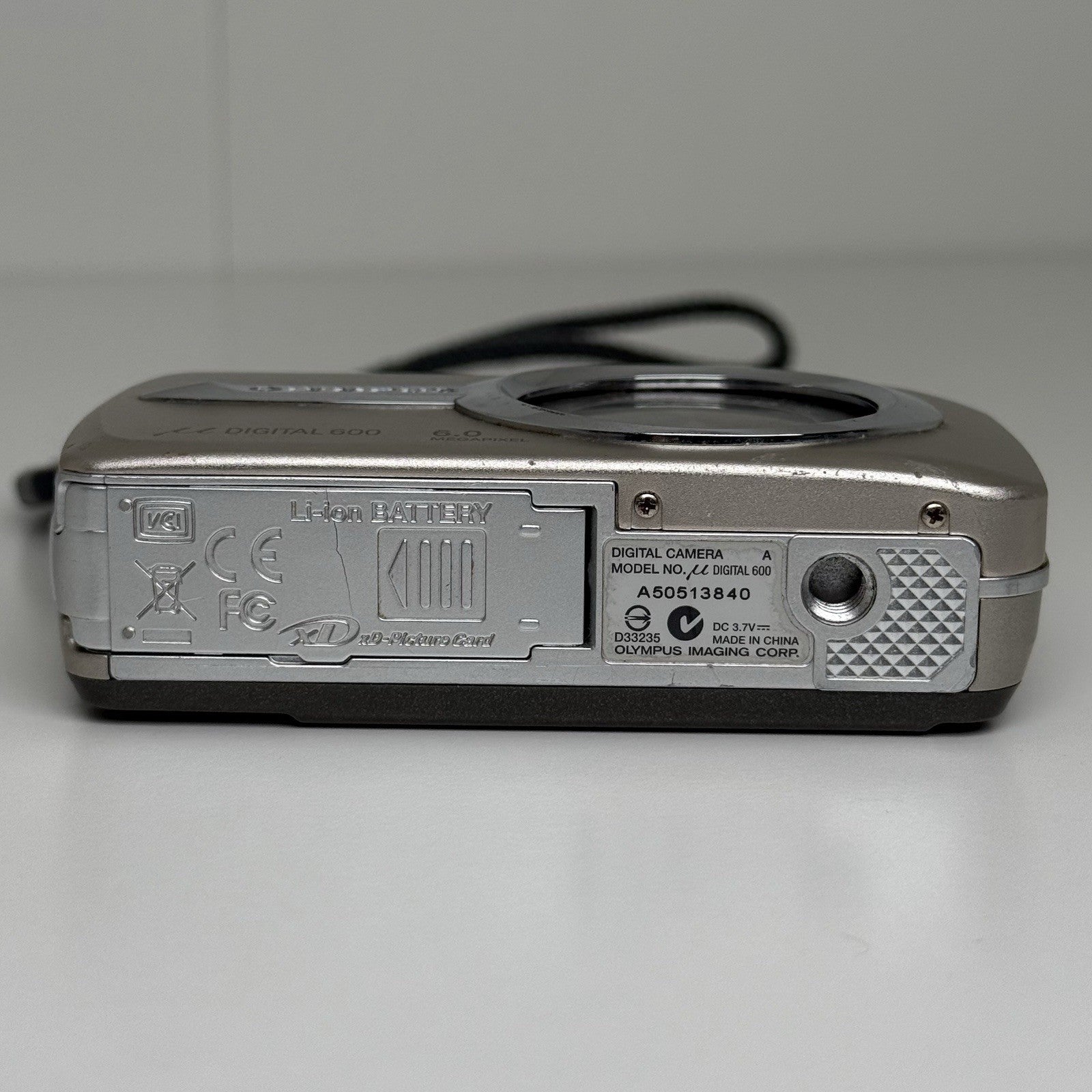 Olympus Stylus 600 Bronze Compact Digital Camera