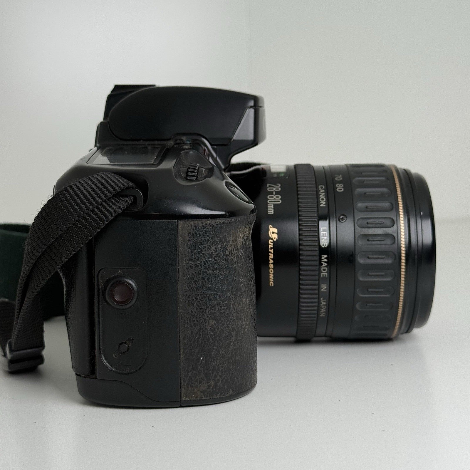 Canon EOS 100 SLR Black 35mm Film Camera with Canon 28-80mm Lens