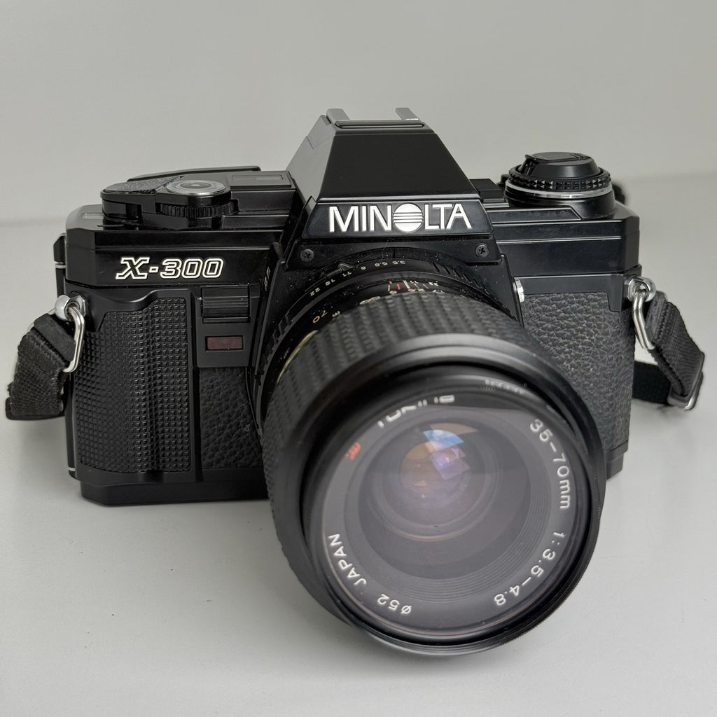 Minolta X-300 Black 35mm Film Camera & Tokina 35-70mm Lens UNTESTED