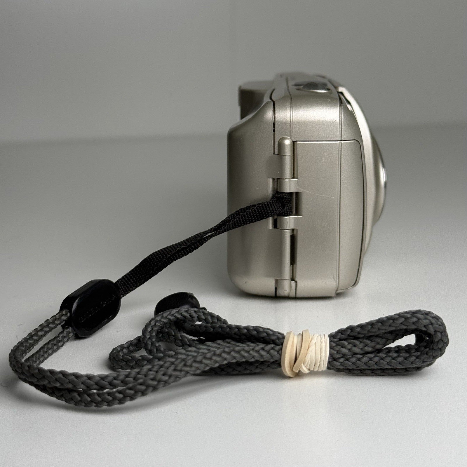 Olympus μ mju Stylus III 150 Point & Shoot 35mm Film Camera