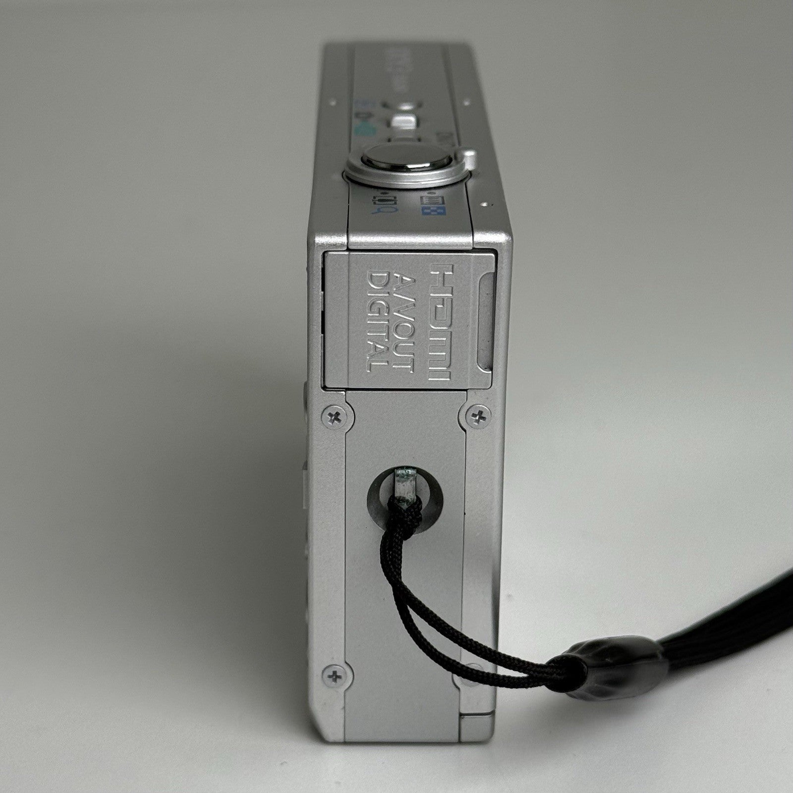 Canon IXY 3 PowerShot ELPH 520 HS Silver Compact Digital Camera