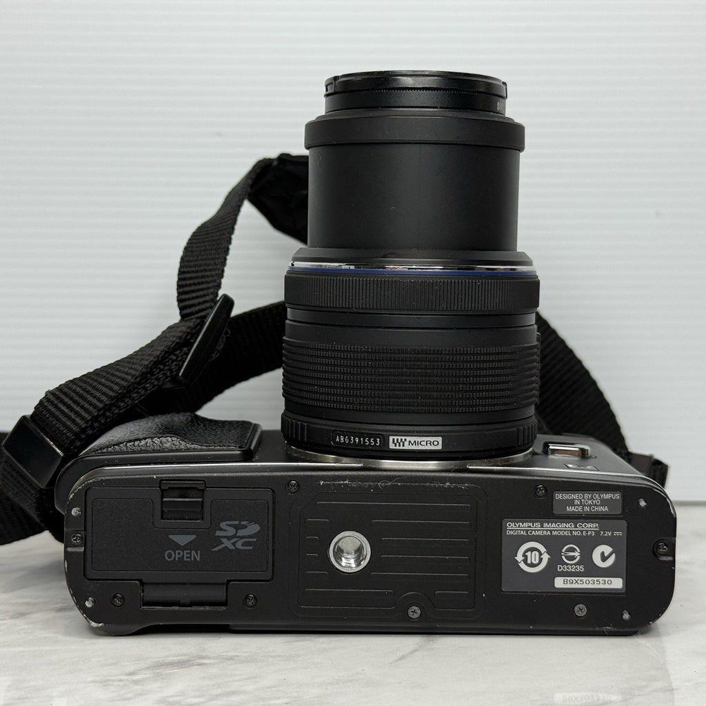Olympus Pen E-P3 Black Mirrorless Camera + 14-42mm Camera Lens