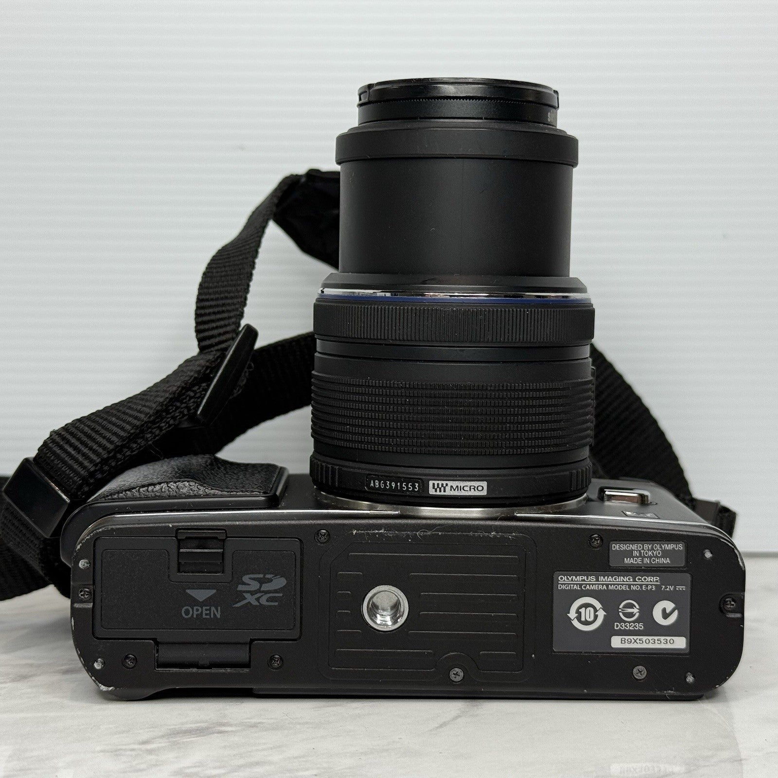 Olympus Pen E-P3 Black Mirrorless Camera + 14-42mm Camera Lens