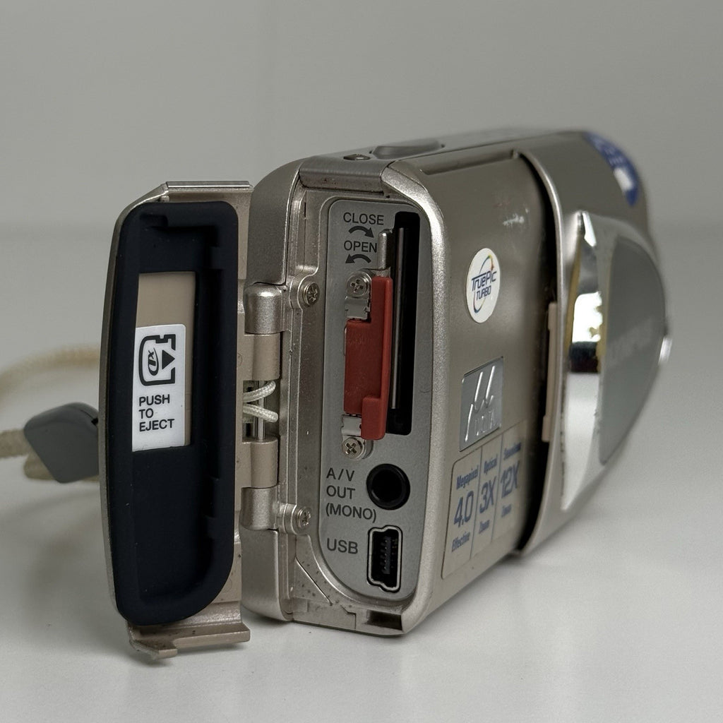 Olympus Stylus 410 Champagne Compact Digital Camera + Battery