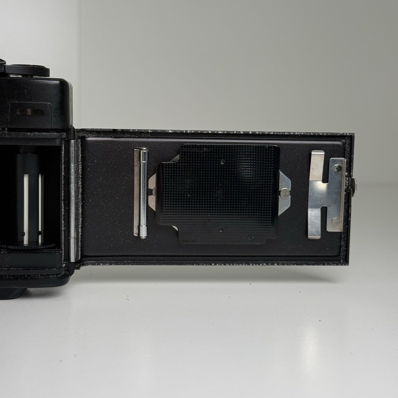 Minolta Hi-Matic S Black Compact 35mm Film Camera + Case