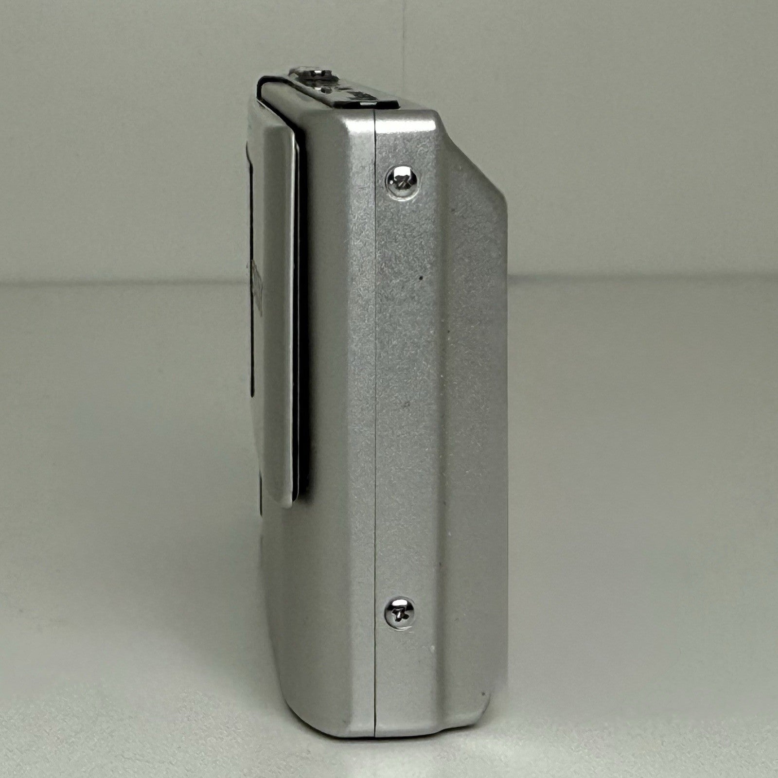 Sony CyberShot DSC-T70 Silver Compact Digital Camera