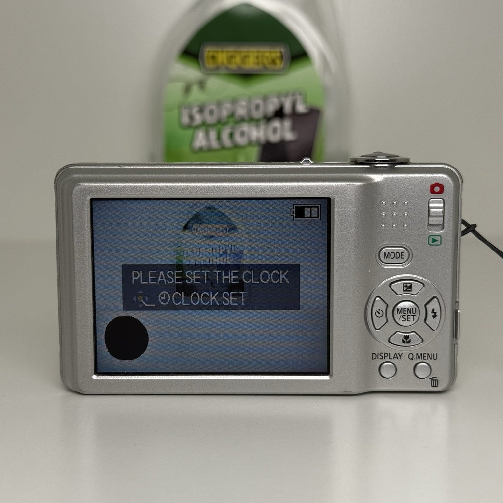 Panasonic LUMIX DMC-F3 Silver Compact Digital Camera