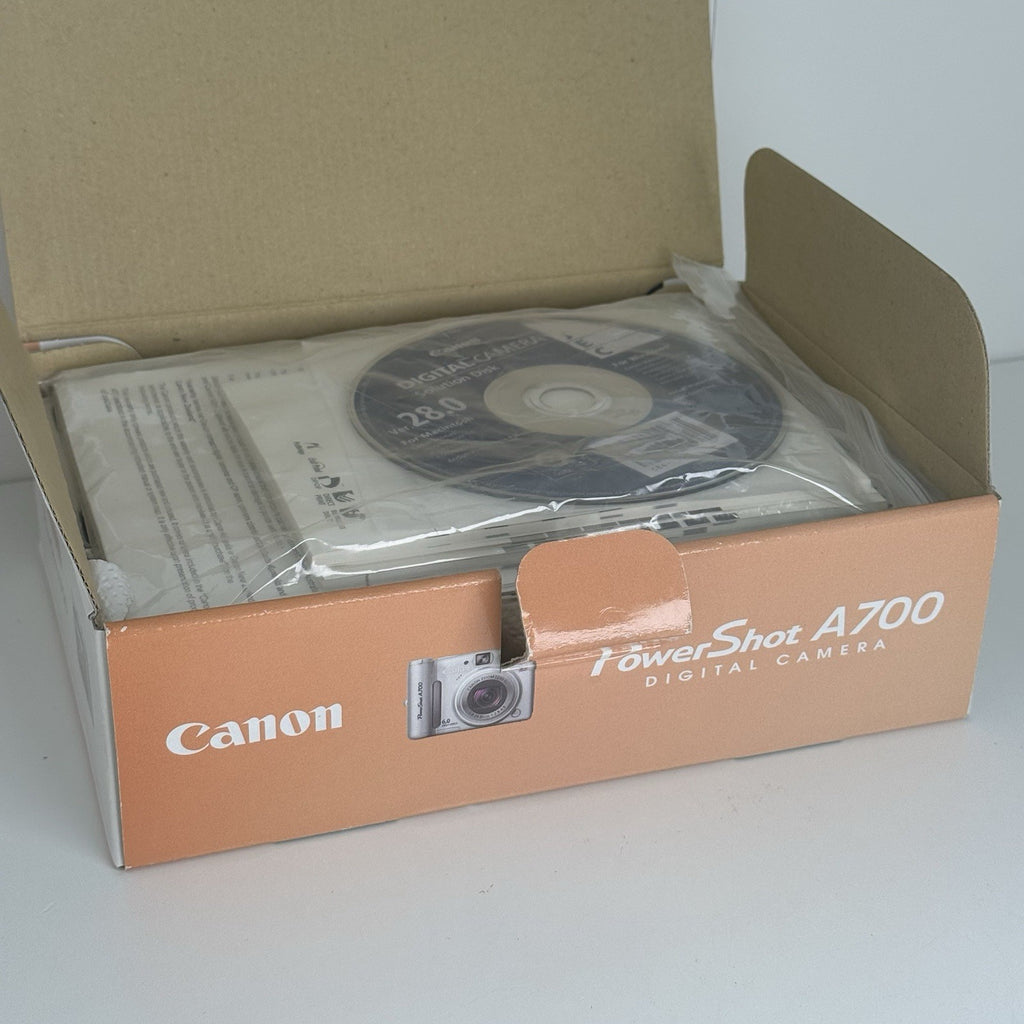 Canon PowerShot A700 Silver Compact Digital Camera + Box