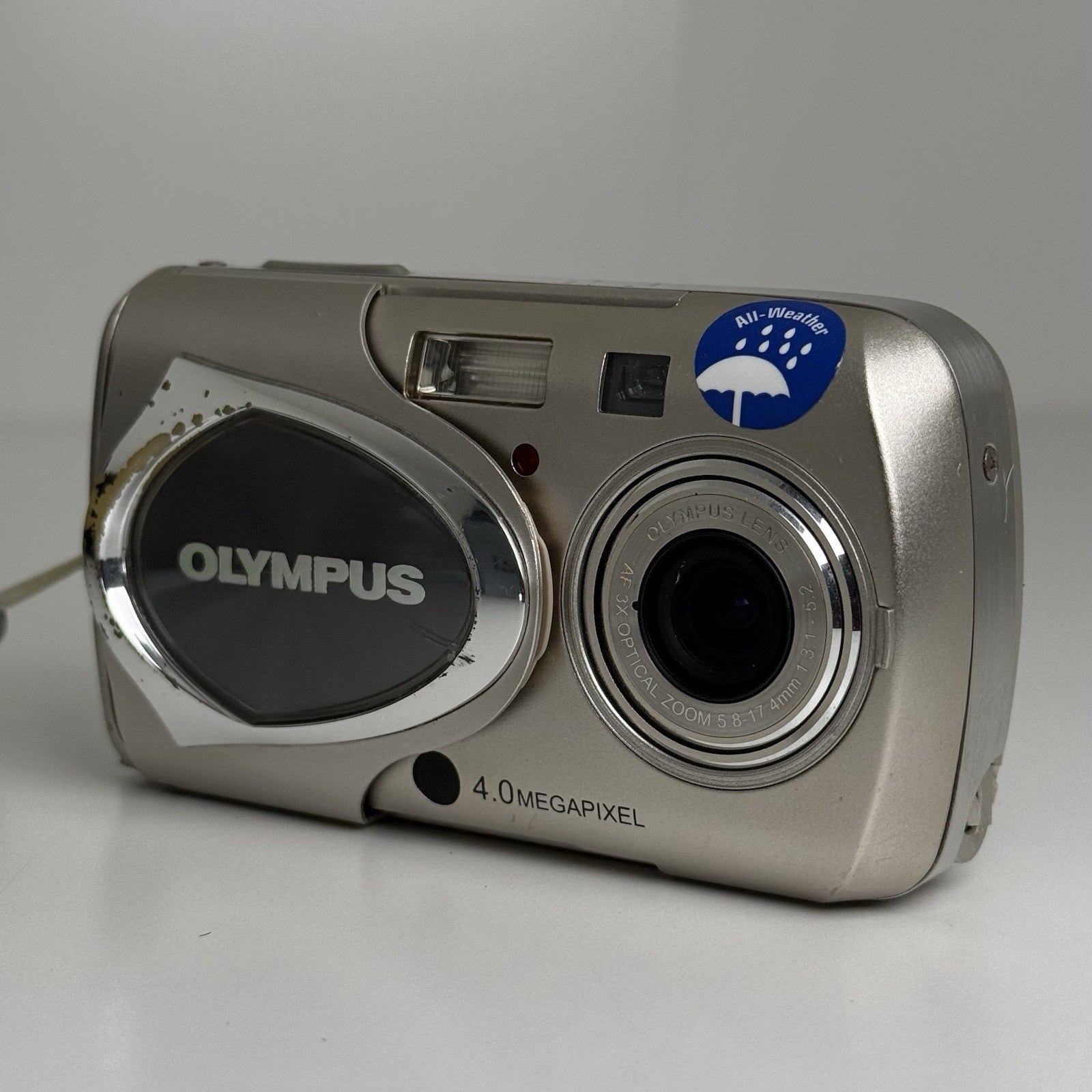 Olympus Stylus 410 Champagne Compact Digital Camera + Battery