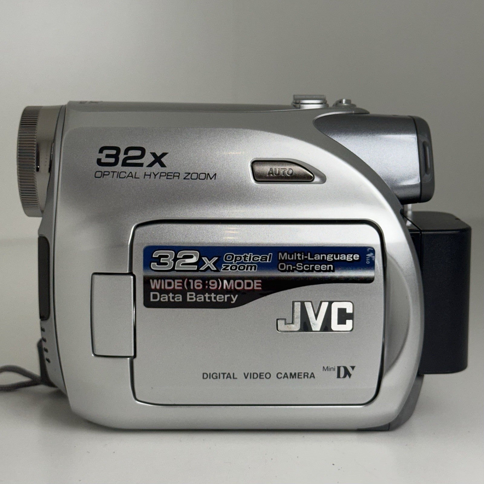 JVC GR-D370AA MiniDV Camcorder with Battery UNTESTED!