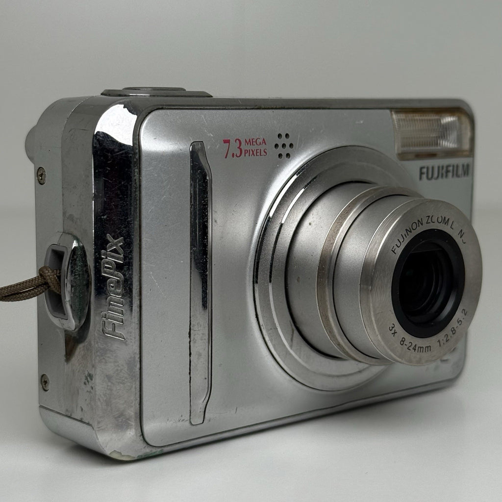 Fujifilm FinePix A700 Silver Compact Digicam Digital Camera