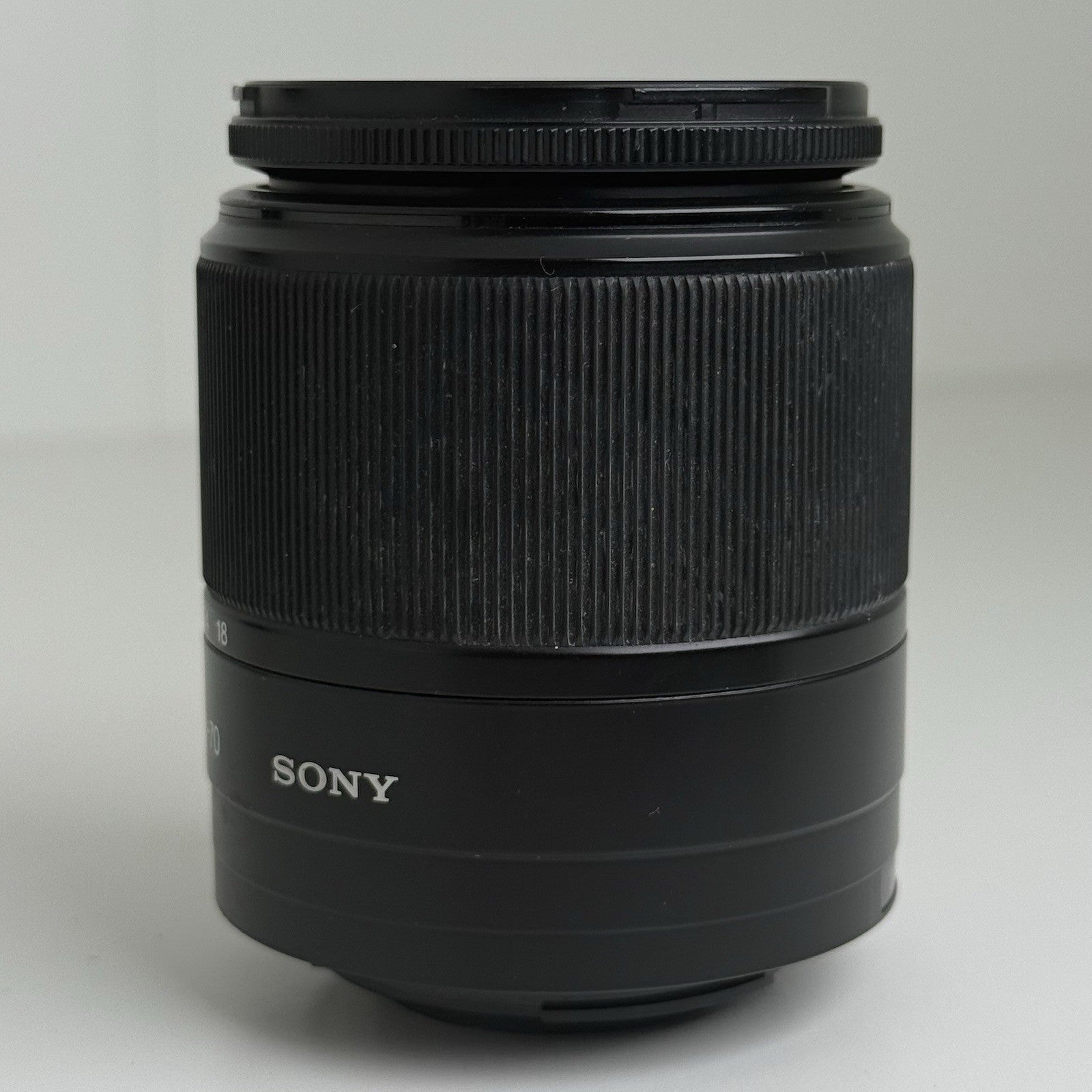 Sony DT 18-70mm f/3.5-5.6 Macro Zoom Lens Black A Mount