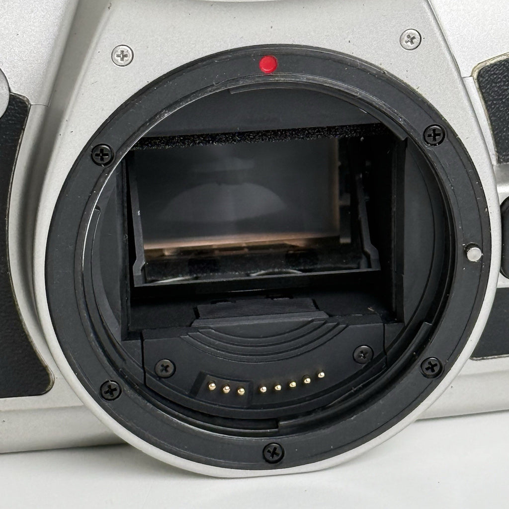 Canon EOS 500n 35mm SLR Film Camera with Canon 28-80mm Lens