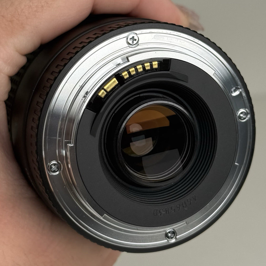 Canon EF 75-300mm Zoom Lens f4-5.6 III Black + Both Caps