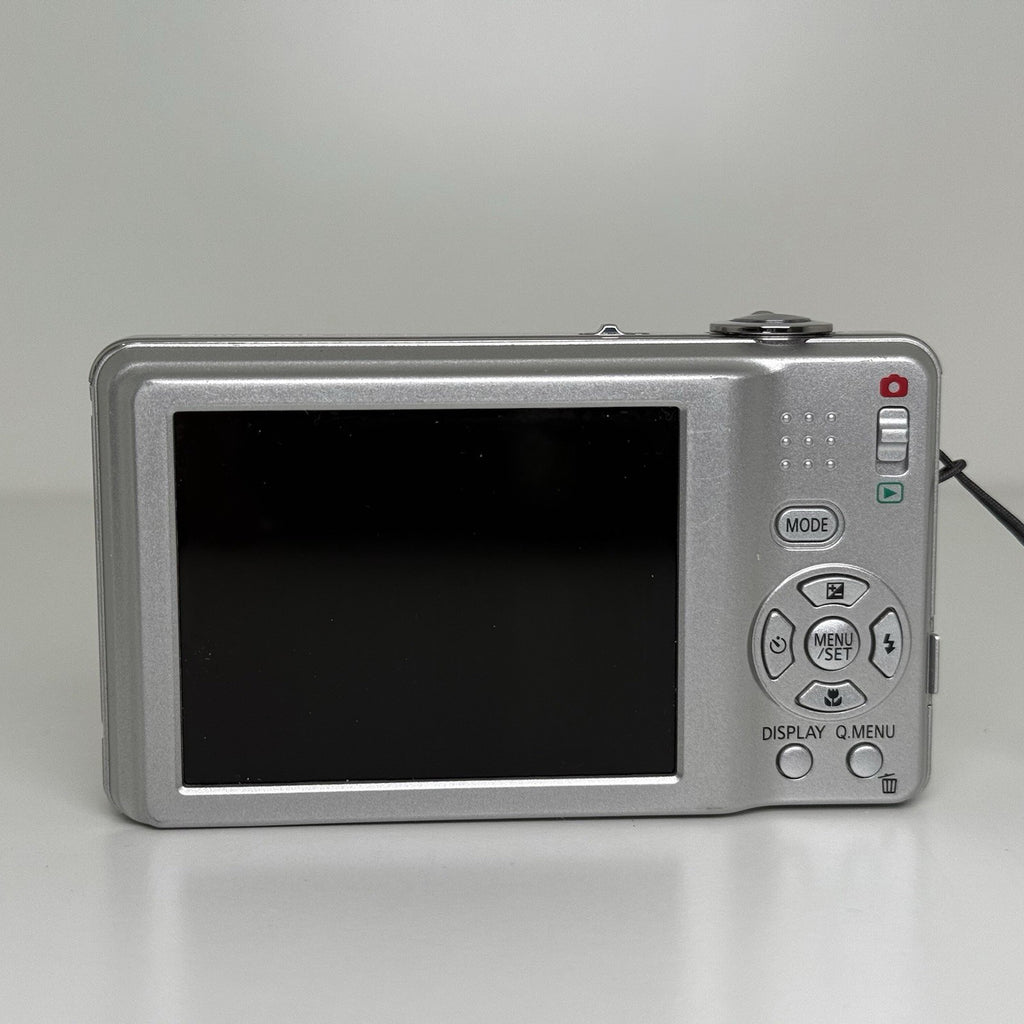 Panasonic LUMIX DMC-F3 Silver Compact Digital Camera