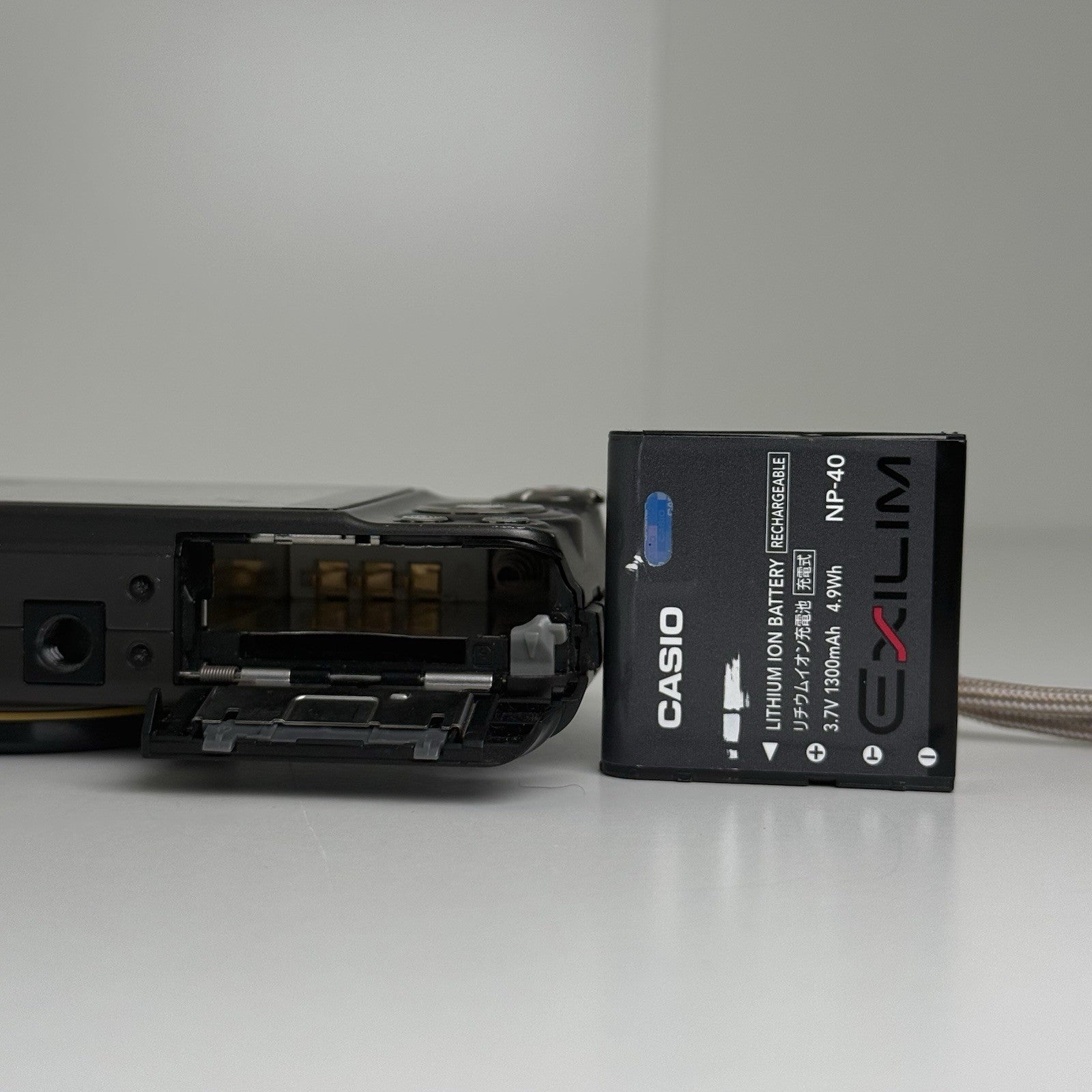 Casio Exilim EX-FC100 Black Grey Compact Digital Camera