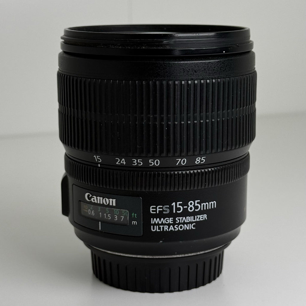 Canon Zoom Lens EF-S 15-85mm F/3.5-5.6 IS USM