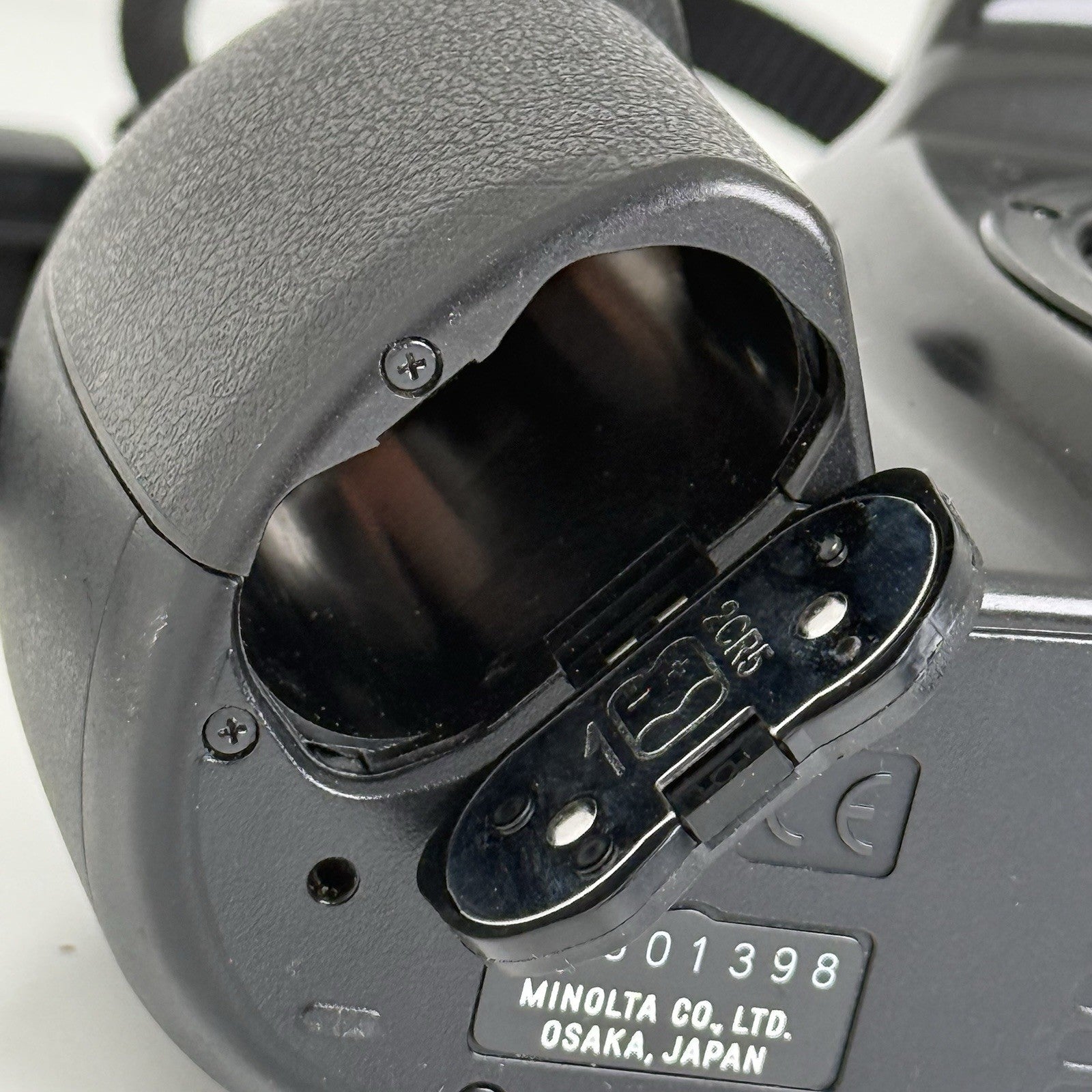 Minolta Dynax 300si Black 35mm SLR Film Camera Body Only