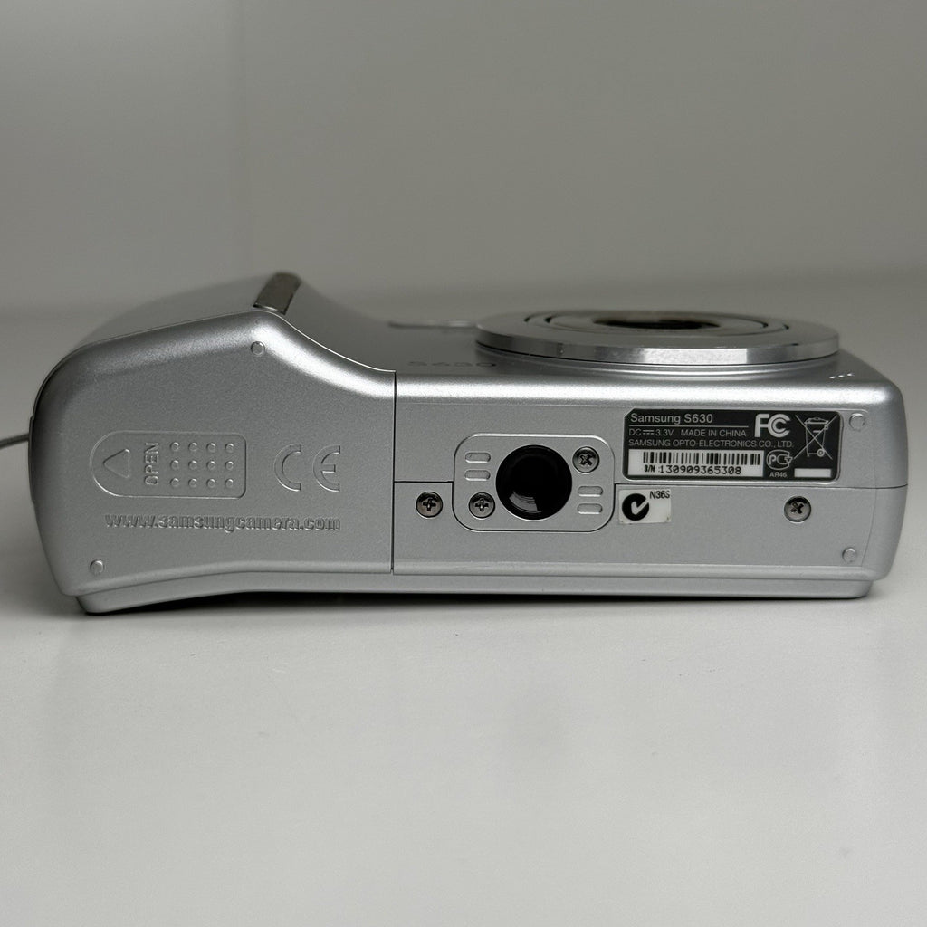 Samsung S630 Silver Compact Digital Camera