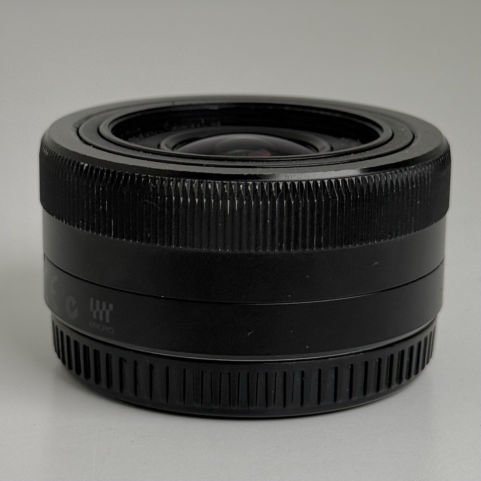 Panasonic Lumix 12-32mm F3.5-5.6 Camera Lens Black H-FS12032 FOR PARTS ONLY!