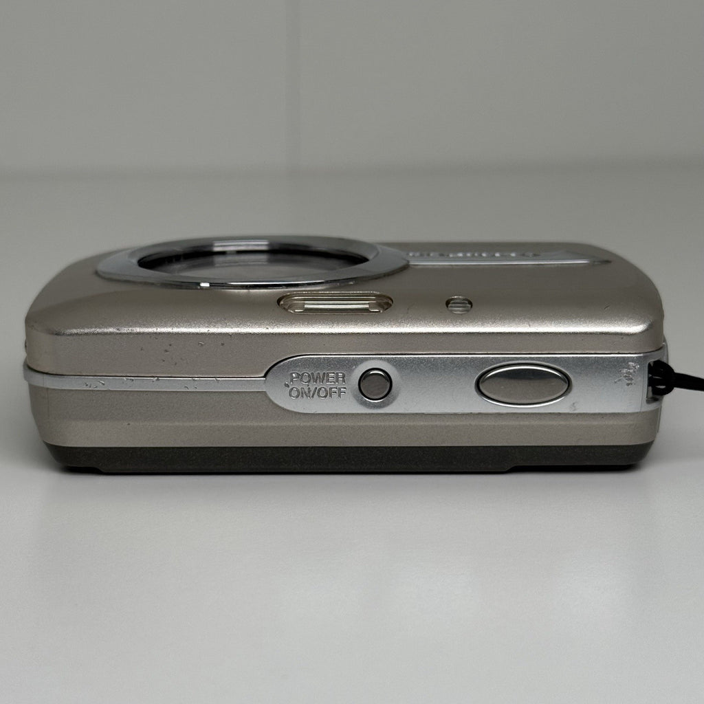 Olympus Stylus 600 Bronze Compact Digital Camera