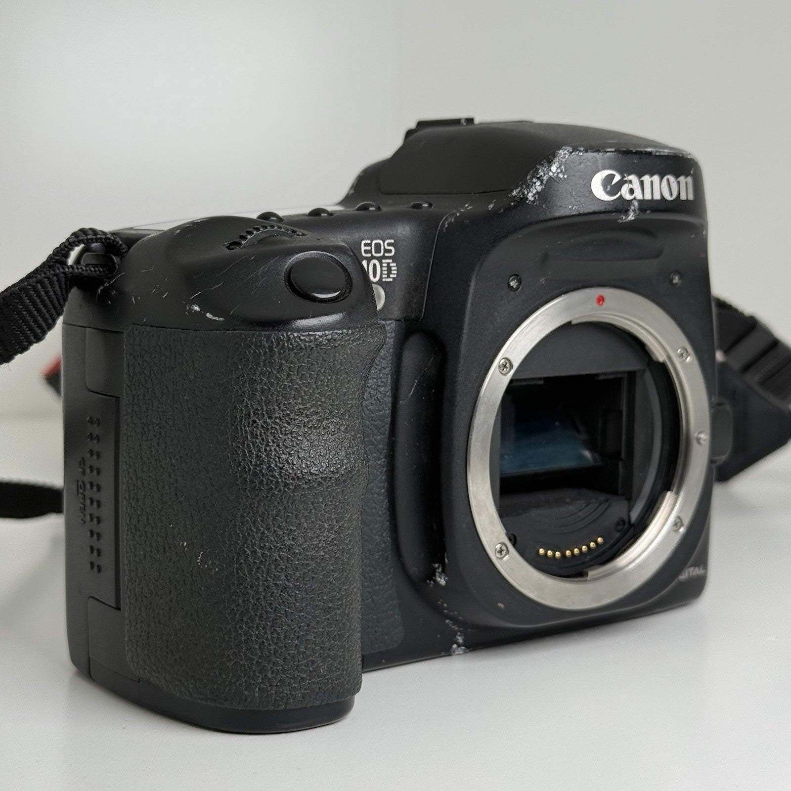 Canon EOS 10D Digital SLR Camera Black Body Only