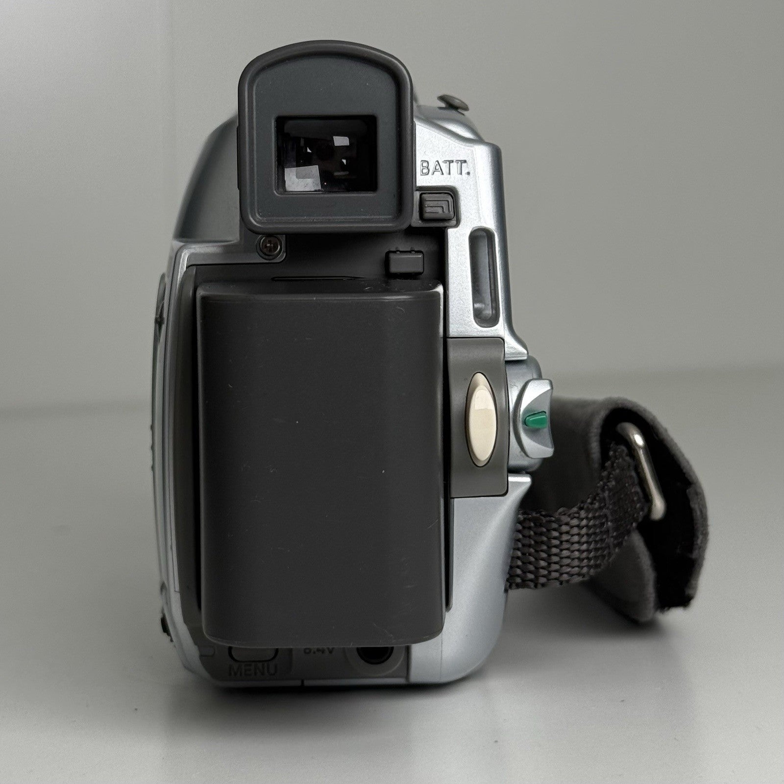 Canon MV800i MiniDV SD Card Digital Video Camcorder Camera