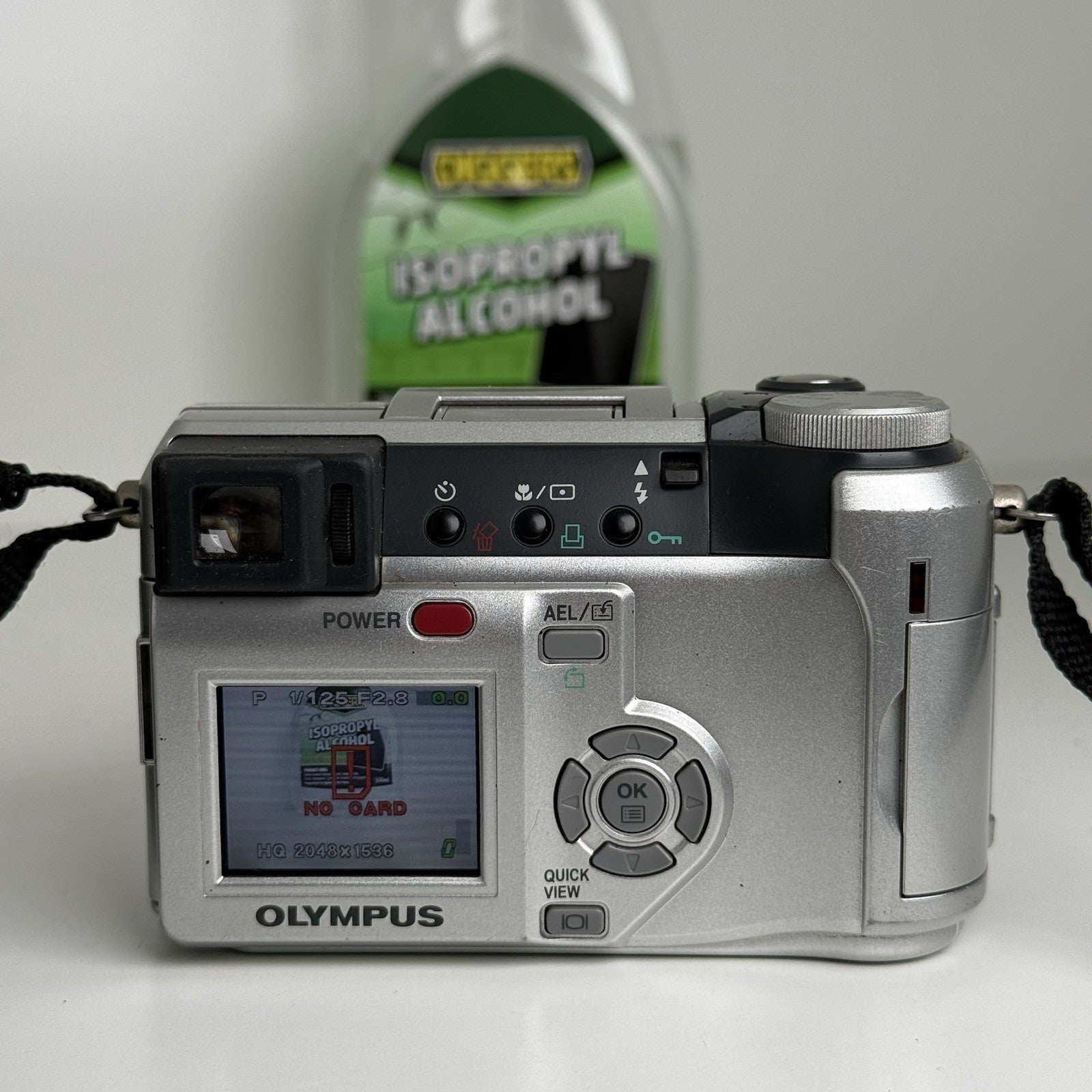 Olympus Camedia C-740 Ultra Zoom Silver Compact Digital Camera