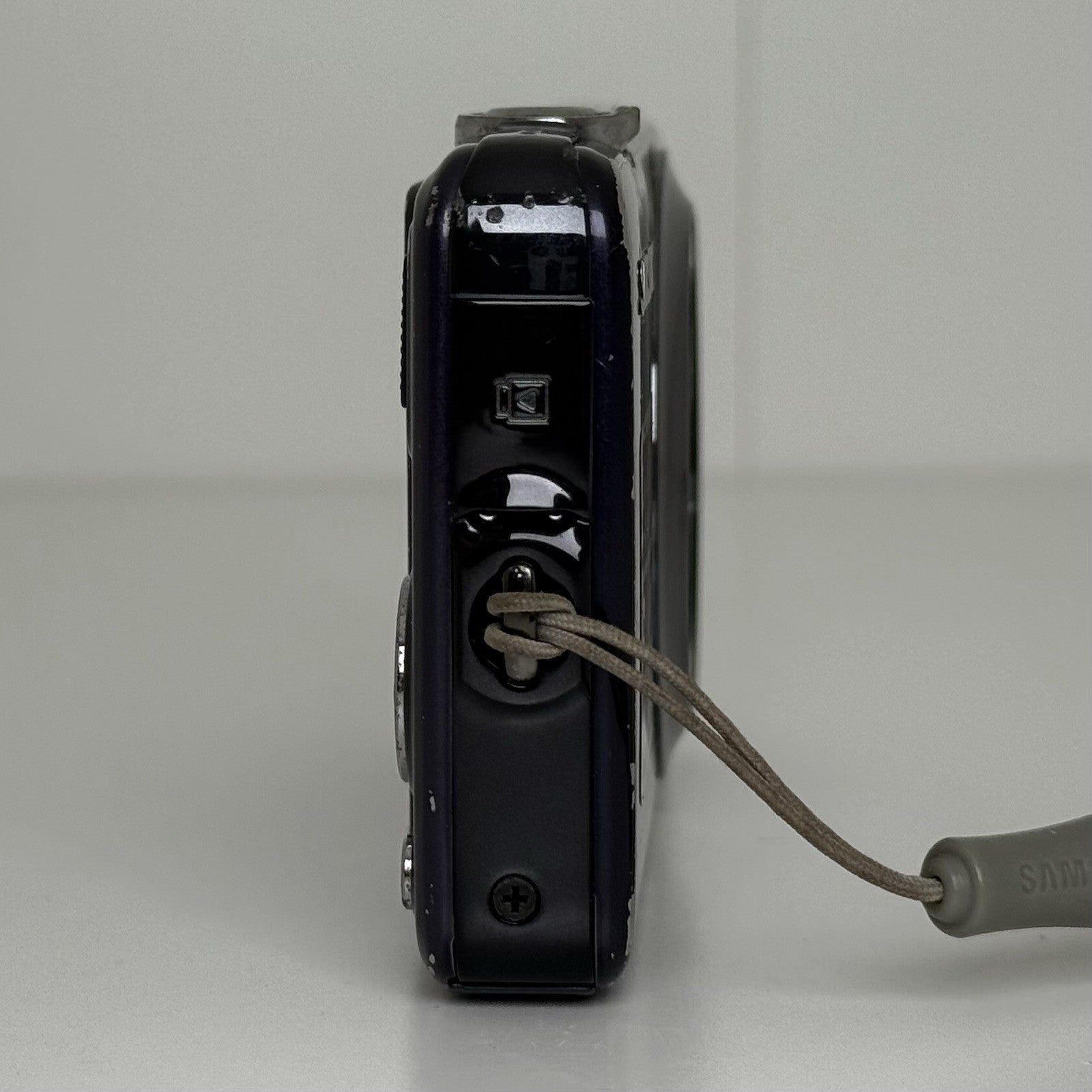 Samsung ST50 Purple Compact Digital Camera + Battery