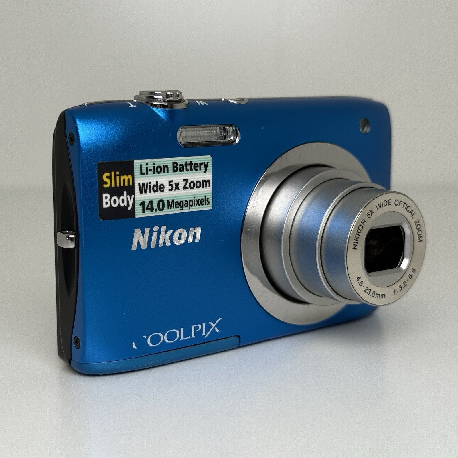 Nikon Coolpix S2600 Blue Compact Digital Camera