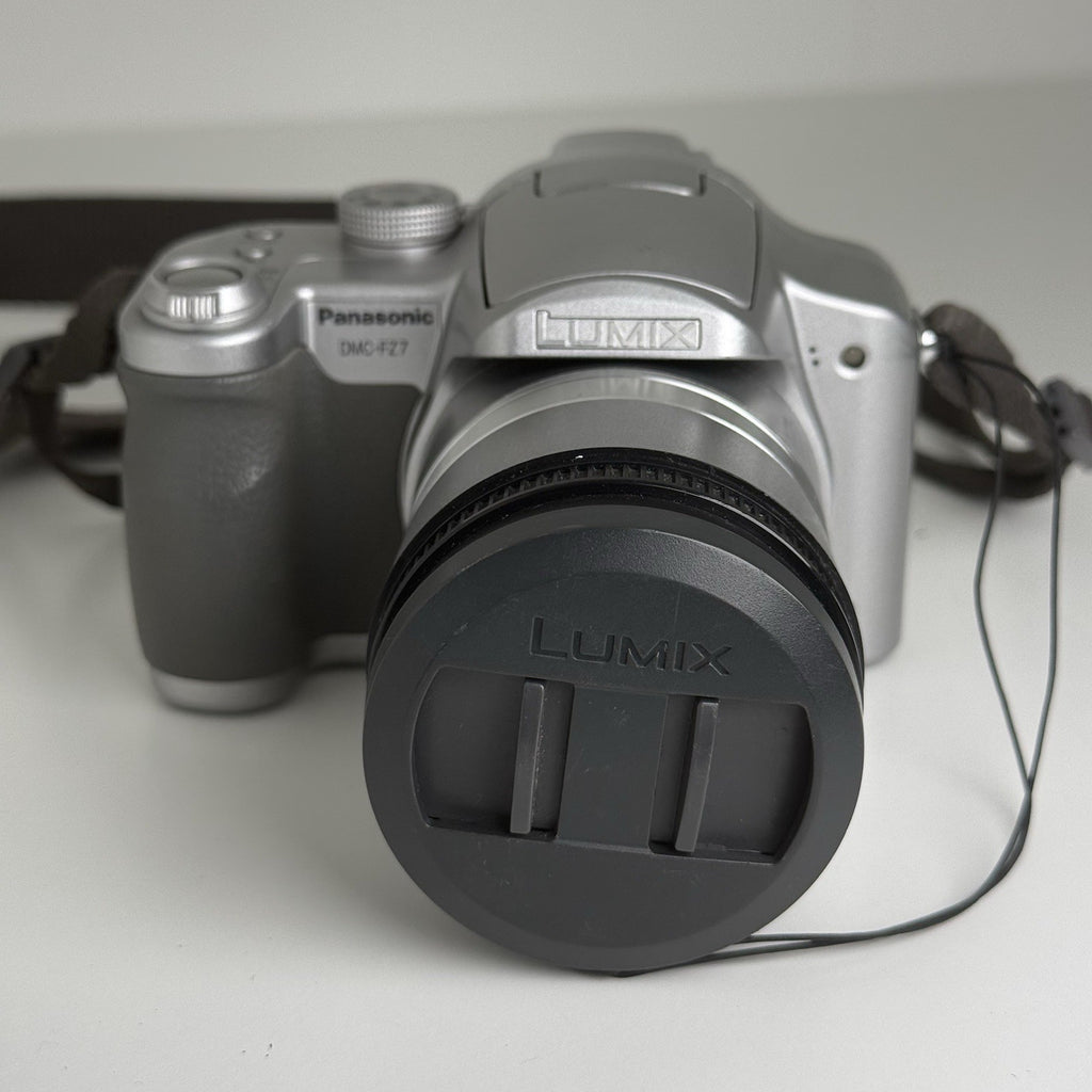 Panasonic Lumix DMC-F27 Silver Compact Digital Camera
