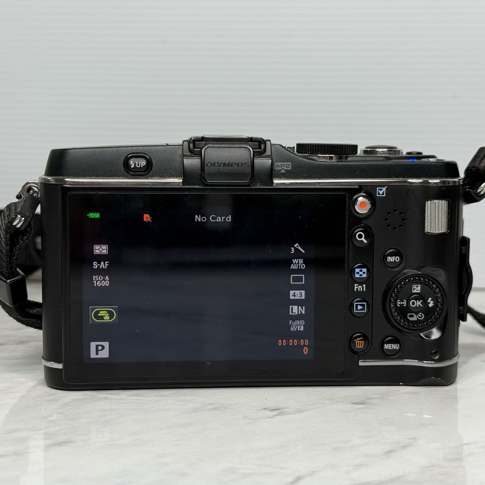 Olympus Pen E-P3 Black Mirrorless Camera + 14-42mm Camera Lens