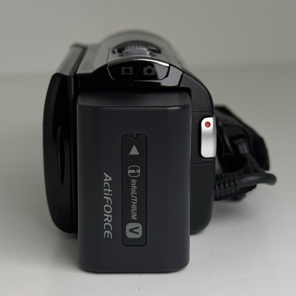 Sony Handycam HDR-CX130E Black Video Camera Camcorder