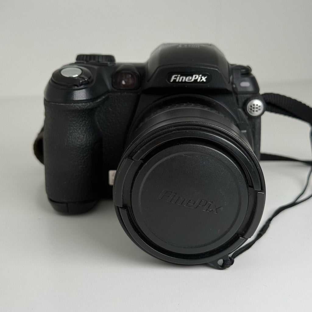 Fujifilm Finepix S550 Black Compact Digital Camera