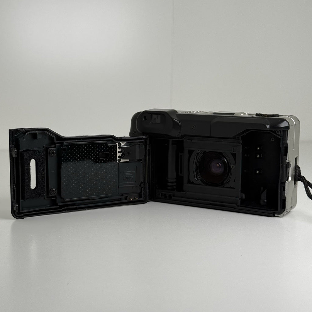 Ricoh R-70Q Camera 35mm Point and Shoot Film Camera