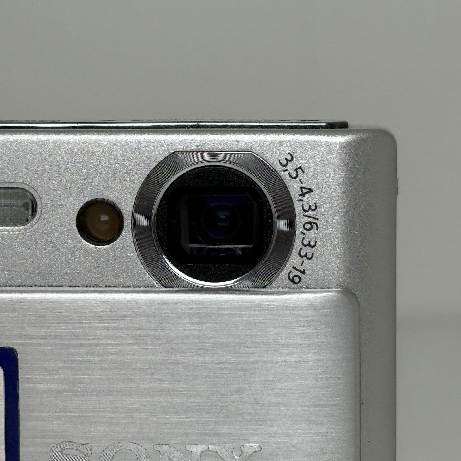 Sony CyberShot DSC-T70 Silver Compact Digital Camera