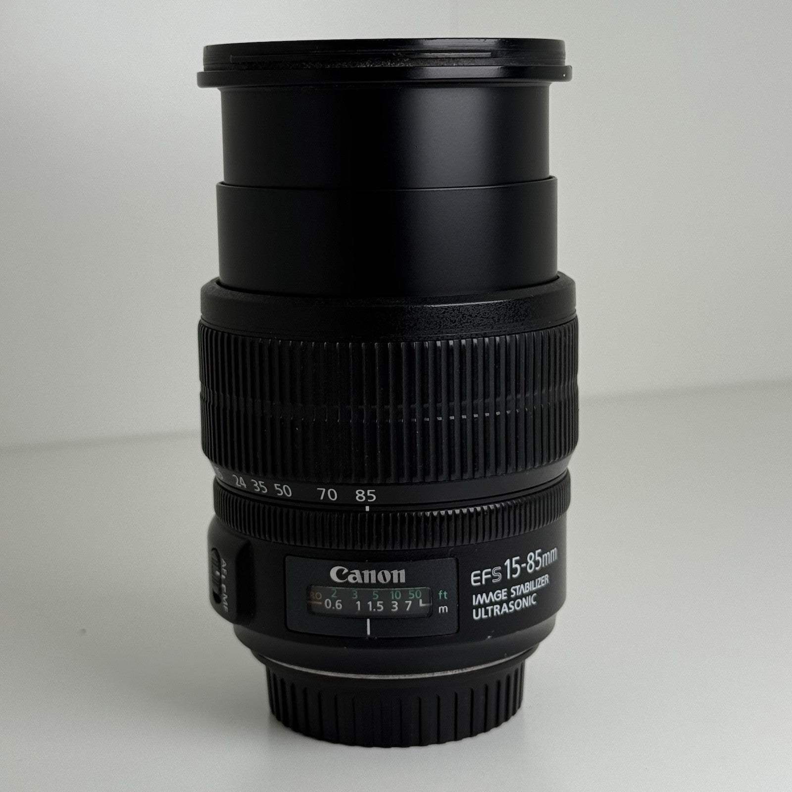 Canon Zoom Lens EF-S 15-85mm F/3.5-5.6 IS USM