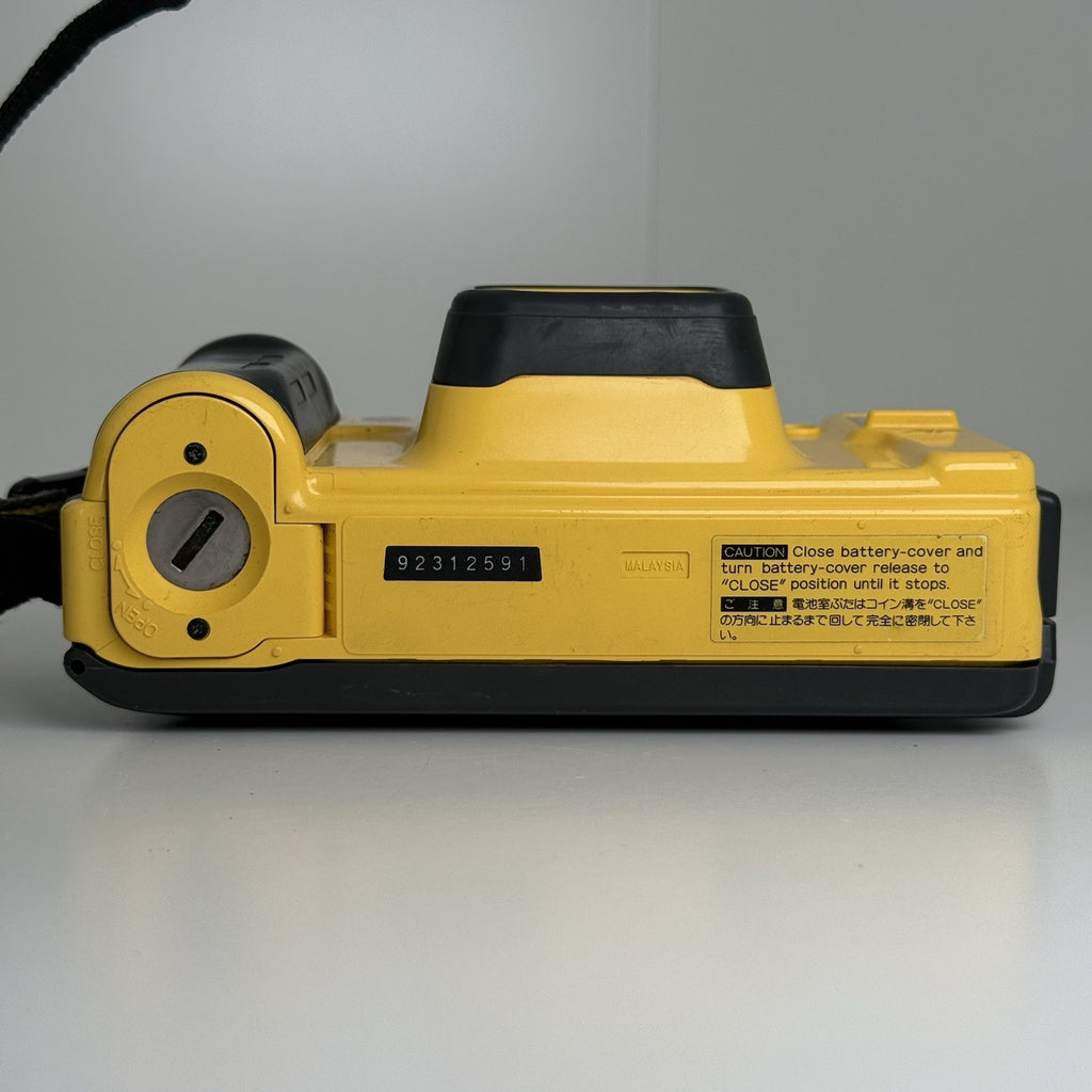 Minolta Weathermatic 35DL Waterproof 35mm Film Camera UNTESTED FOR PARTS ONLY!