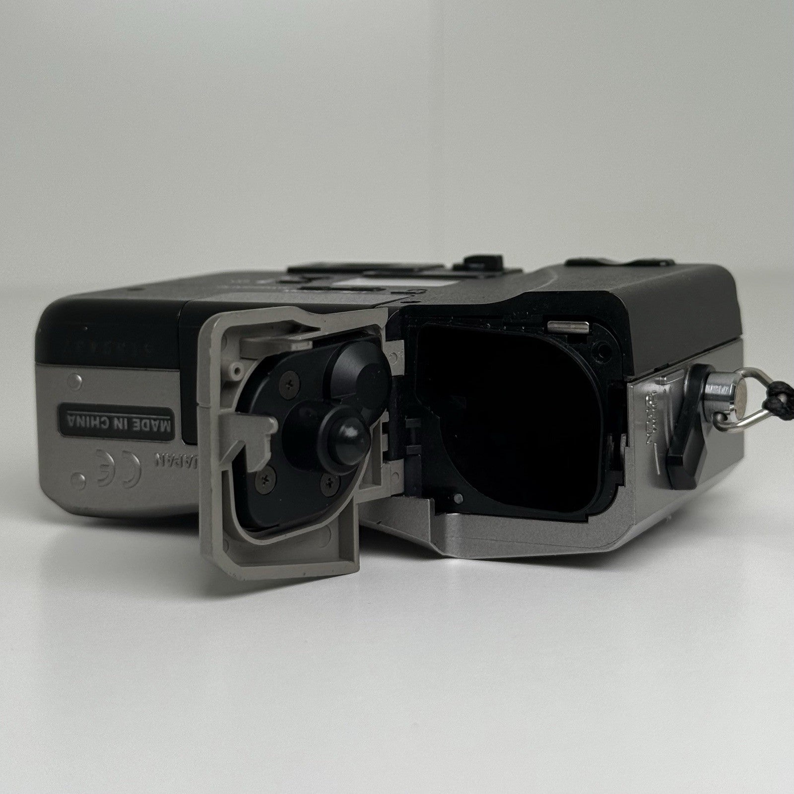 Olympus iZoom 2000 Silver Compact Film Camera