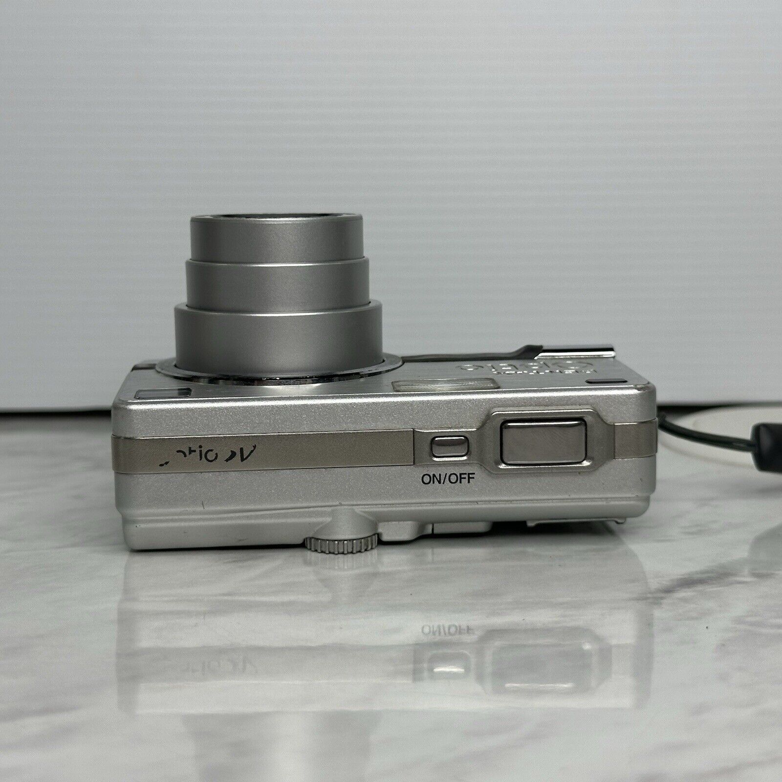 Pentax Optio SV Silver Compact Digital Camera FOR PARTS ONLY!