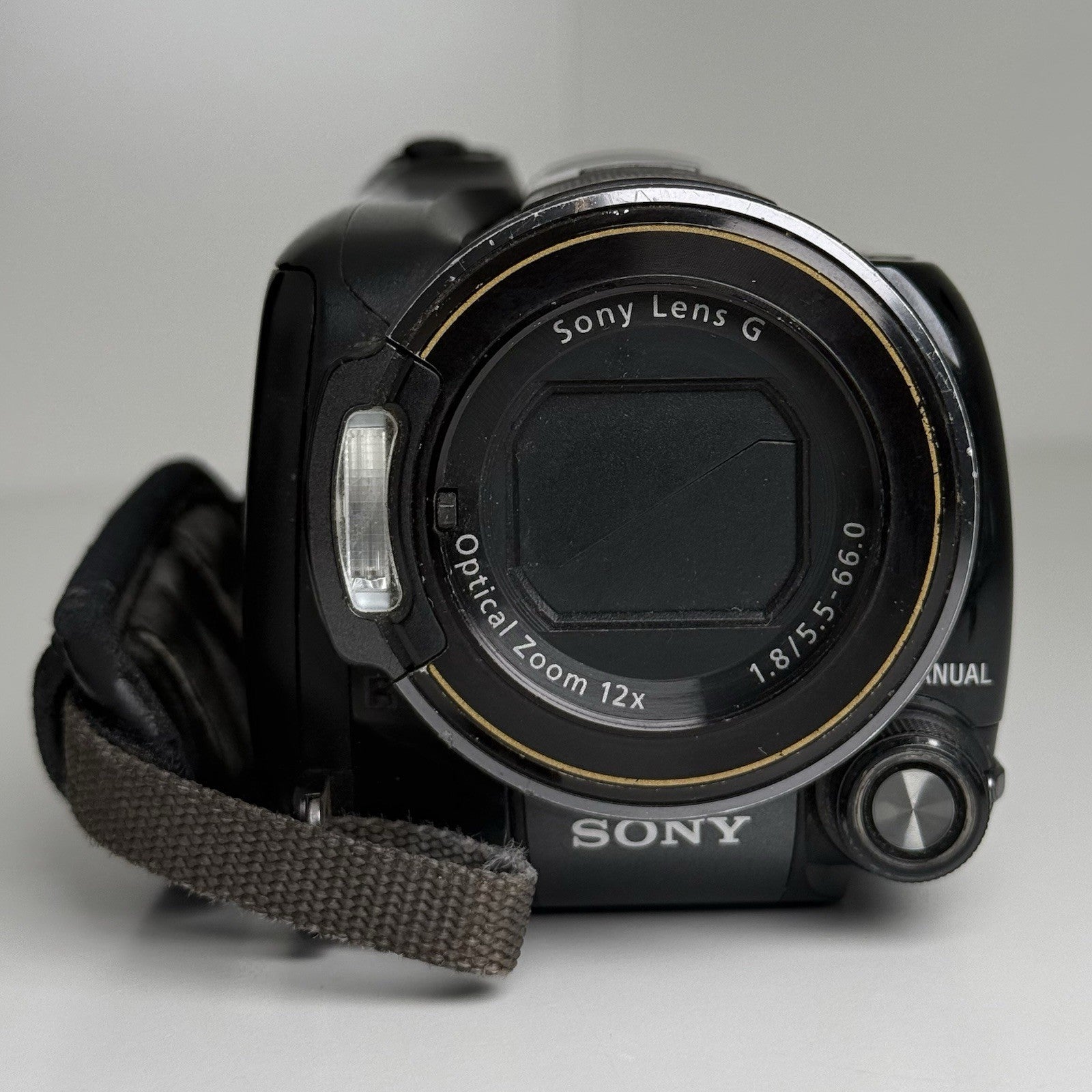 Sony Handycam HDR-XR500 Black Compact Camcorder + Accessories